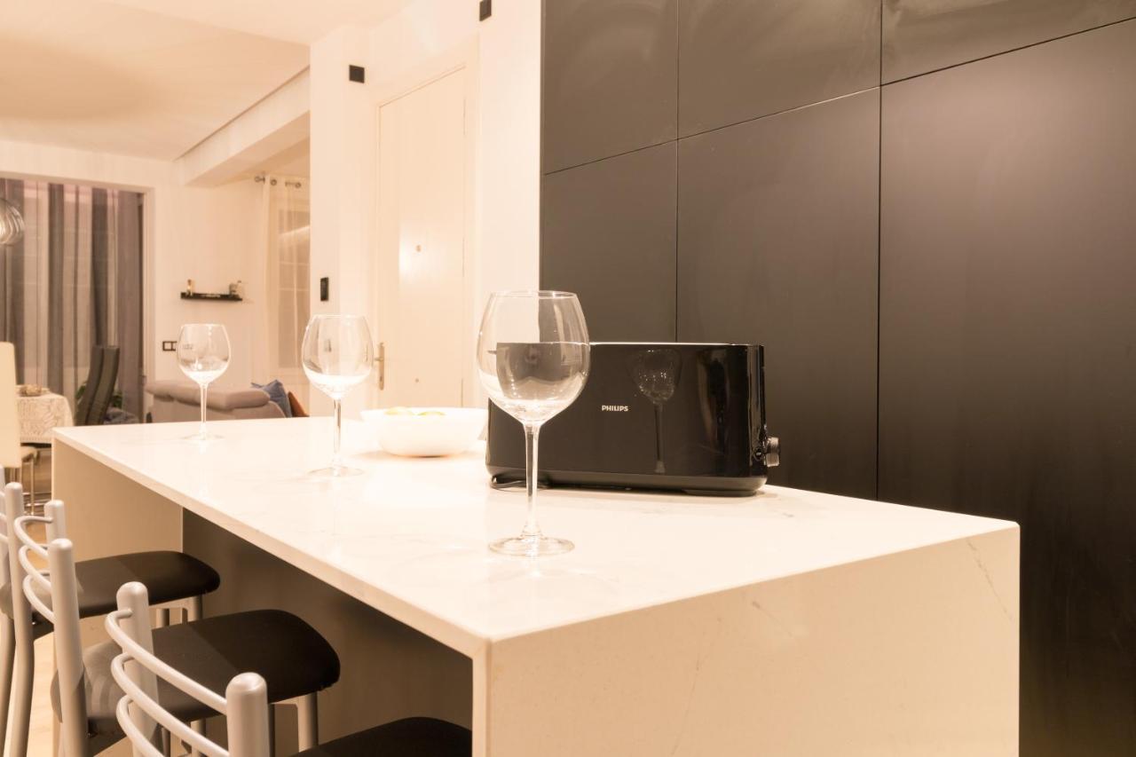 Moyua Luxe By Staynnapartments Bilbao Luaran gambar